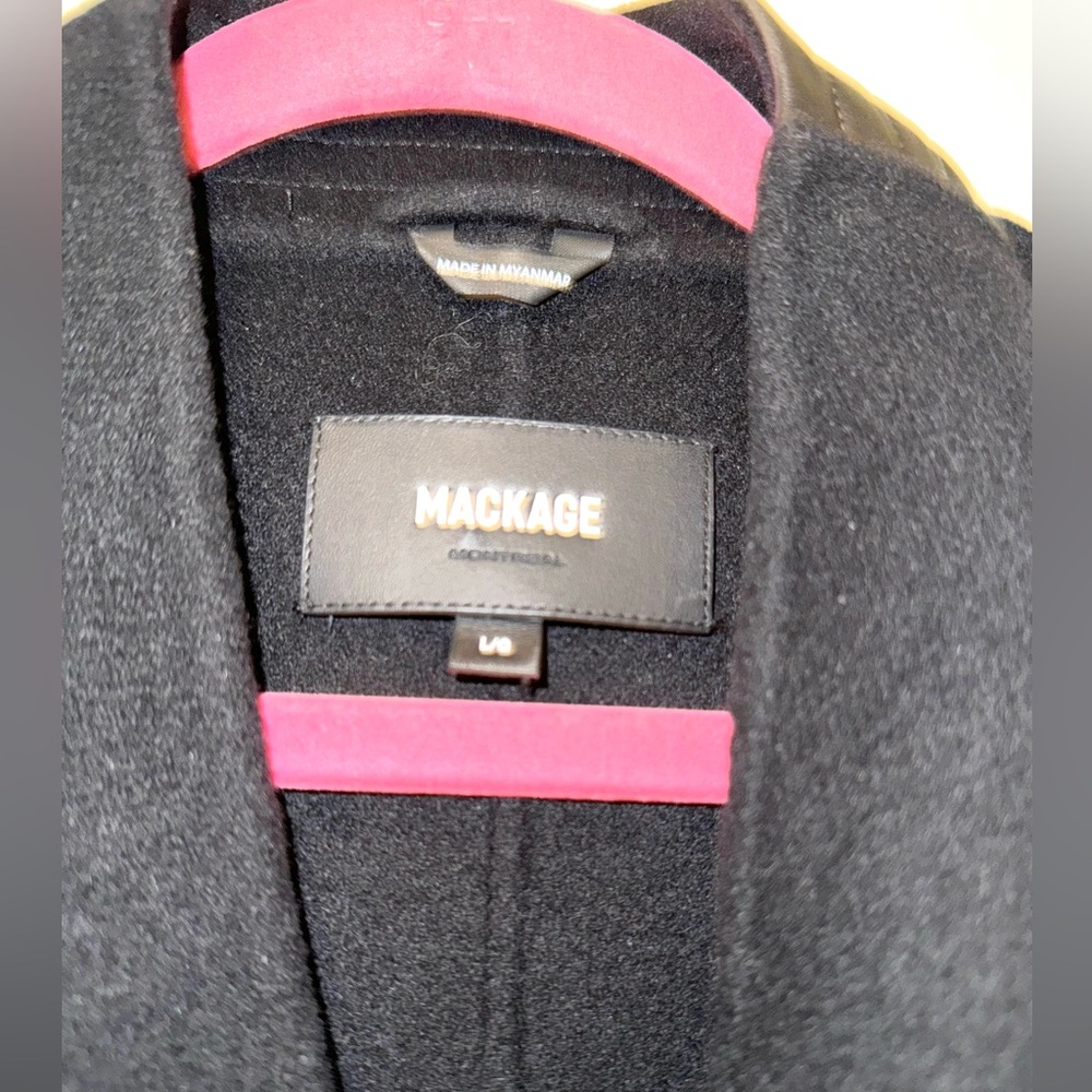 Mackage Elegant Black Outerwear 100 % wool and lambskin accents